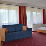 赫斯臣旅馆