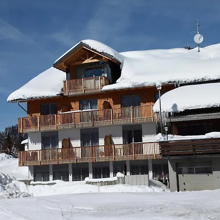 Hirschen 3* Sibratsgfall