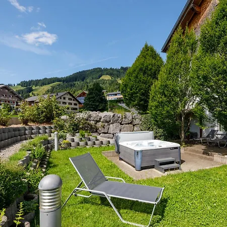 Hirschen Guest house Sibratsgfall